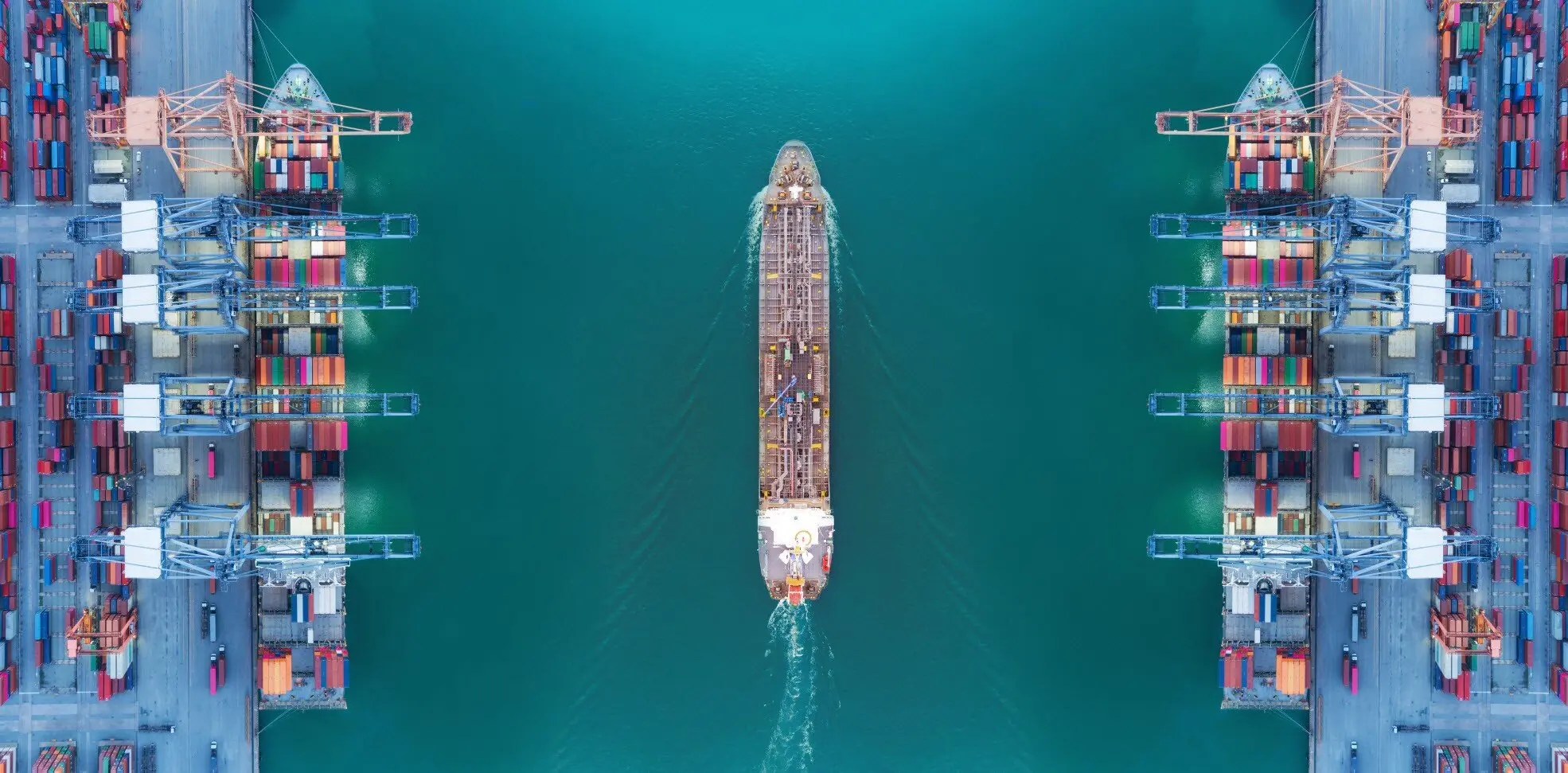 Overhead view container ships loading Container Ships and loading overhead shot - Texas Global Services - Container Shipping Houston
