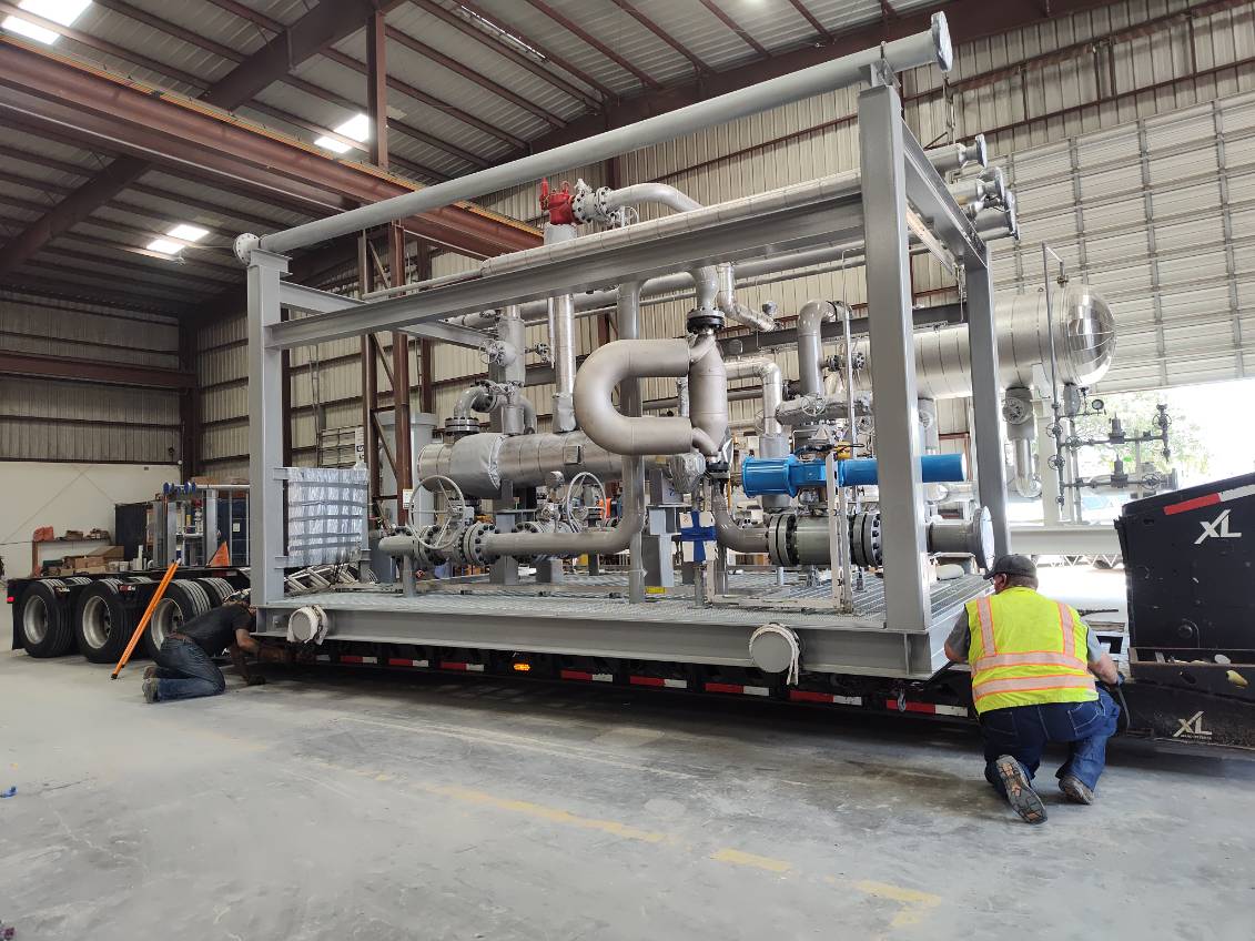 Over Dimensional load on trailer - Heavy Haul - Project Trucking Texas Global Services